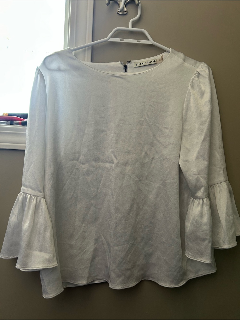 Alice + Olivia White Ruffled Bell-Sleeve Top